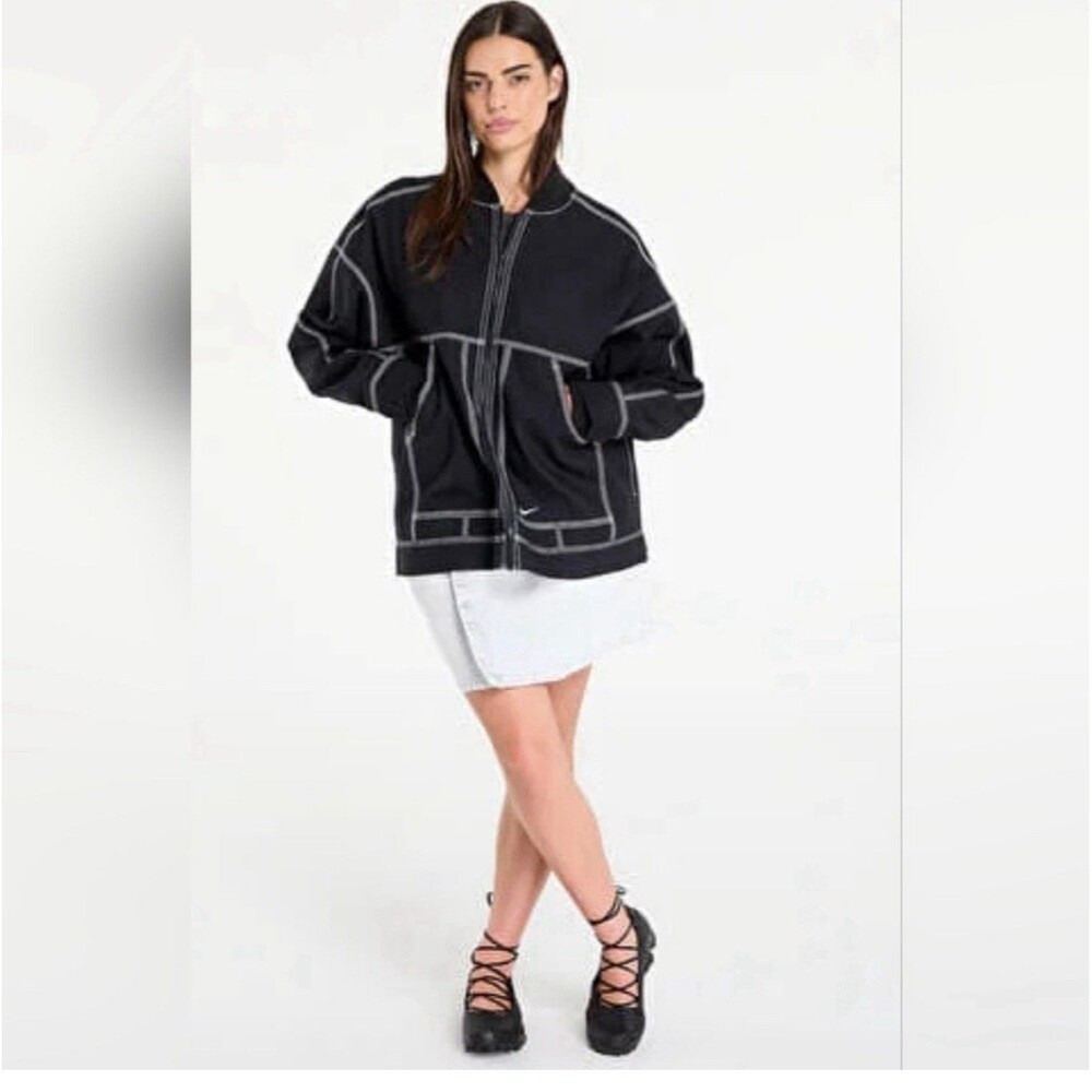 Nike Womens Oversized Graphic Cargo Jacket Black Sz XS 95 Coat  Authentic NWT